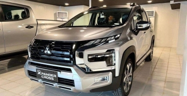 Giá lăn bánh Mitsubishi Xpander Cross đầu tháng 8/2024 kèm siêu ưu đãi: Rẻ át vía Suzuki XL7