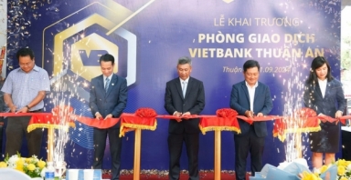 Vietbank và “cú đúp” trong ngày khai trương điểm giao dịch thứ 119 – Phòng Giao dịch Vietbank Thuận An