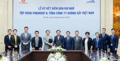 Tập đoàn Vingroup ký kết hợp tác thúc đẩy chuyển đổi xanh Tổng Công ty Đường sắt Việt Nam