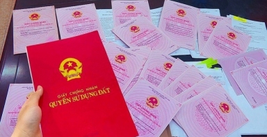 Điểm tin xây dựng - bất động sản ngày 16/5: Đề xuất giao cấp xã cấp sổ đỏ lần đầu, rút ngắn thủ tục đất...
