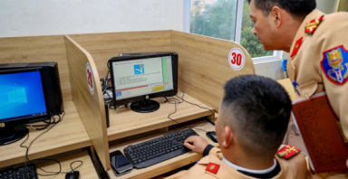 Áp dụng bộ đề lý thuyết mới trong thi sát hạch lái xe từ 1/6