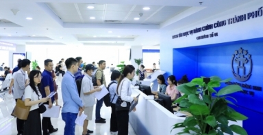 Hà Nội tiếp nhận hồ sơ trực tuyến liên quan đến đất đai: Người dân hưởng lợi gì?