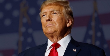 Tổng thống Trump gửi thông báo thuế quan cho các nước