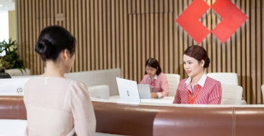 Techcombank chính thức vào rổ chỉ số VNSI 20