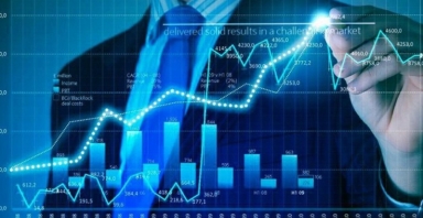 Thị trường chứng khoán 20/8: Vingroup kéo trụ, VN-Index lập đỉnh mới giữa biển đỏ