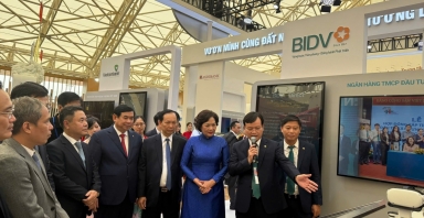 Gần 10 ngàn người ghé thăm gian hàng BIDV tại triển lãm 80 năm Thành tựu Đất nước