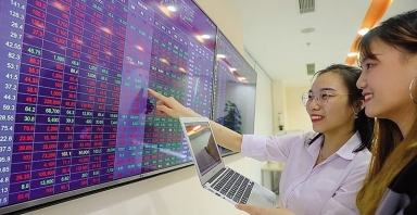 Bổ sung loạt quy định mới, Chính phủ tăng cường bảo vệ nhà đầu tư chứng khoán