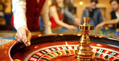 Bộ Tài chính khẩn trương hoàn thiện chính sách thuế bất động sản, vàng, casino
