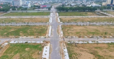 Điểm tin xây dựng - bất động sản ngày 3/11: HoREA đề xuất nâng mức xử phạt với người bỏ cọc đấu giá đất