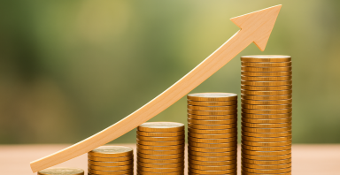 Lãi suất huy động đồng loạt tăng mạnh cuối năm: Cuộc đua nóng trở lại