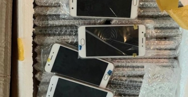 Hà Nội: Hơn 5.000 điện thoại di động và linh kiện điện tử nhập lậu bị thu giữ