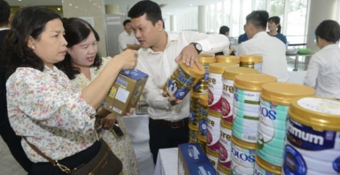 Vinamilk đồng hành cùng Câu lạc bộ Điều dưỡng trưởng Việt Nam tập huấn chăm sóc dinh dưỡng bệnh lý cho người bệnh