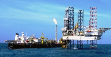 Giá dầu hôm nay (27/2): Dầu thô tăng nhẹ
