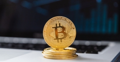 Bitcoin và tiền mã hóa: Đã đến lúc cần khung pháp lý rõ ràng