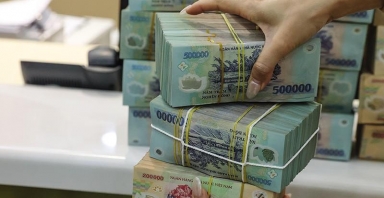 Lợi nhuận tăng mạnh, loạt ngân hàng trả thù lao tiền tỷ mỗi tháng cho các CEO