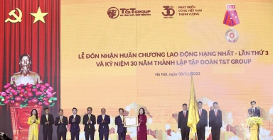 T&T Group của Bầu Hiển được vinh danh Top các doanh nghiệp tư nhân tiêu biểu