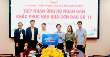 Sacombank chung tay cùng tỉnh Thái Nguyên khắc phục hậu quả lũ lụt
