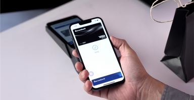 Sacombank hoàn tiền, miễn phí trả góp cho khách hàng chi tiêu thẻ visa ở nước ngoài