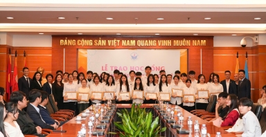 Quỹ học bổng Thắp Sáng Niềm Tin: Hành trình 18 năm chắp cánh tri thức, lan tỏa yêu thương