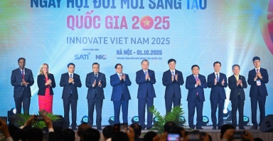 Tiếp tục đẩy mạnh ứng dụng AI, “siêu cảng” Việt Nam SuperPort™ của T&T Group gây ấn tượng mạnh tại VIIE 2025