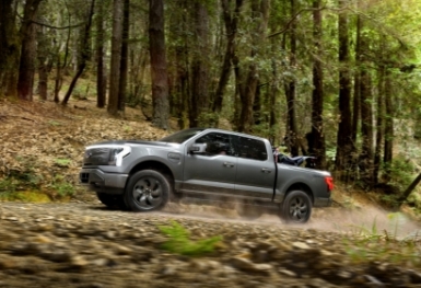 Ford triệu hồi gần 3.000 xe bán tải F-150 Lightning do sự cố kỹ thuật