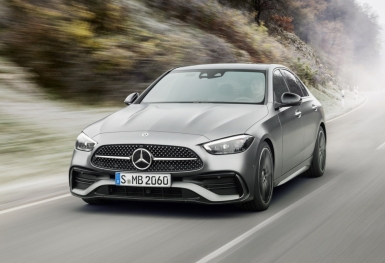 Triệu hồi Mercedes-Benz C300 đời 2022 vì có khả năng chập điện