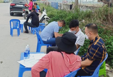 Tình cảnh trái ngang giữa chung cư và đất nền