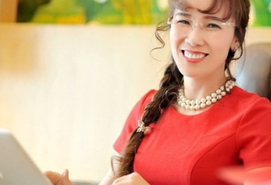 Tỷ phú Nguyễn Thị Phương Thảo hưởng lương tháng bao nhiêu từ Vietjet?