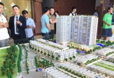 Thị trường bất động sản đang đóng băng: Có nên giải cứu?