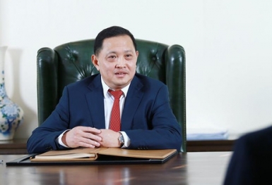 Phát Đạt (PDR) lên tiếng việc cổ phiếu giảm sàn 10 phiên liên tiếp với hơn 120 triệu cổ phiếu 'chất sàn' không ai mua
