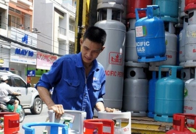 Giá gas trong nước tiếp tục tăng giá dịp cuối năm, giá gas thế giới giảm nhẹ