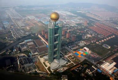 Thăng trầm của ngôi làng giàu nhất Trung Quốc: Từng thu nhập vài tỷ USD/năm, cho không người dân biệt thự, xe sang nhưng...