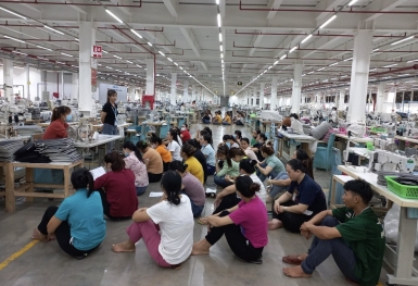 Bình Dương: Gần 290.000 lao động bị tạm hoãn hợp đồng, giảm giờ làm