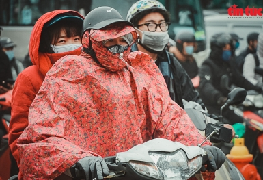 Nhiệt độ hạ rất sâu, Bắc Bộ chìm trong mưa rét