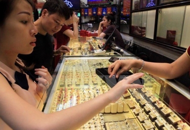 Giá vàng SJC tiếp đà tăng đến 250.000 đồng/lượng