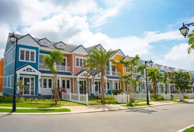 Mua biệt thự 14 tỷ, mạnh tay vay ngân hàng 10 tỷ, nhà đầu tư chóng mặt với lãi suất gần 100 triệu mỗi tháng...