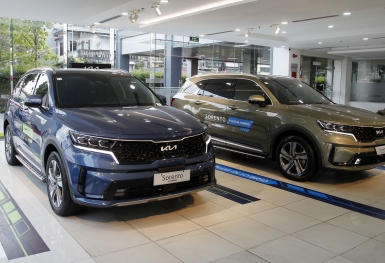 Đủ nguồn cung, Thaco đồng loạt giảm giá KIA, Mazda và Peugeot