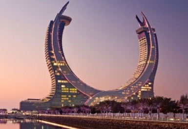 Khách sạn khổng lồ với hình thù độc đáo ở Qatar