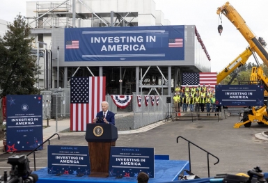 Tổng thống Mỹ Biden ca ngợi dự án VinFast tại Bắc Carolina là “khoản đầu tư ý nghĩa”