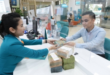 Lãi suất tiền gửi ngân hàng nào cao nhất hiện nay?