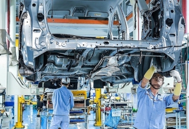 Ngân sách có thể hụt khoảng 9.000 tỷ đồng khi giảm phí trước bạ ô tô 