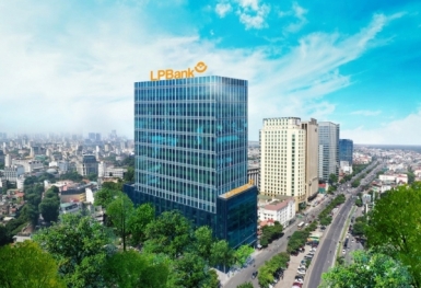 LPBank chào bán gần 3.300 tỷ đồng trái phiếu ra công chúng