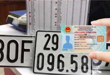 Từ ngày 15/8, chủ xe có cần đi đổi biển cũ sang biển số định danh?