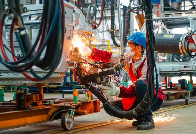 Bình quân một tháng có 15.600 doanh nghiệp rút lui khỏi thị trường