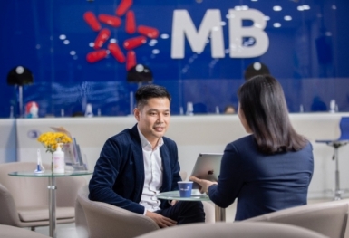 Tin ngân hàng ngày 23/11: MB tiên phong trong công cuộc phát triển tài chính xanh