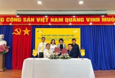PVcomBank Tây Đô ký thỏa thuận hợp tác với Bưu điện thành phố Cần Thơ