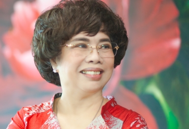 Anh hùng Lao động Thái Hương được tôn vinh Nhà lãnh đạo Phát triển Bền vững của năm ở hạng mục toàn cầu