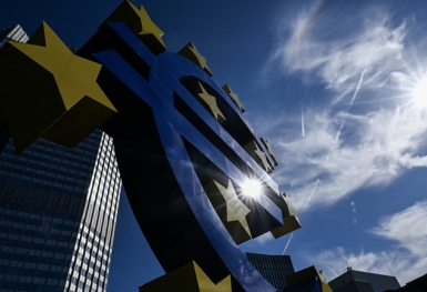 Nền kinh tế khu vực đồng euro đối mặt với tương lai ảm đạm vào năm 2024