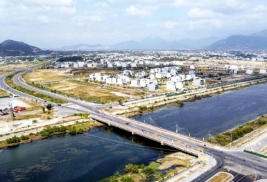 Tin bất động sản ngày 17/1: Kiểm tra trật tự xây dựng 9 dự án đô thị ở Nha Trang