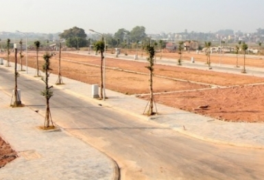 Vì sao Bắc Giang tạm dừng giao dịch loạt lô đất sau đấu giá?